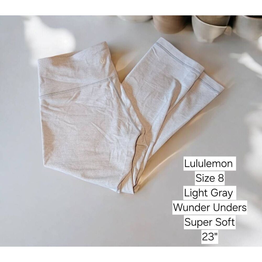 Lululemon Size 8 Light Gray Wunder Unders 23"